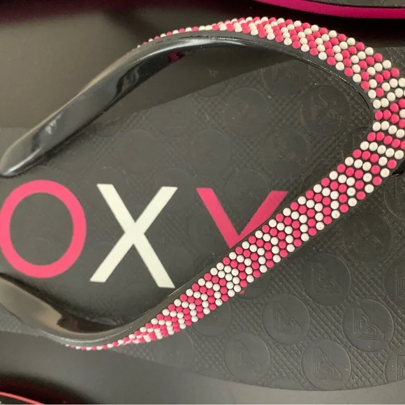 TWO PAIR size 8 brand new ROXY Flip Flops - Picture 4 of 5
